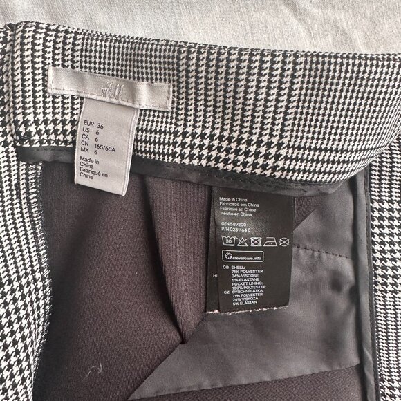 H&M Women’s Pencil Skirt Size 6 Black & White Check Knee Length Stretch - Picture 4 of 4